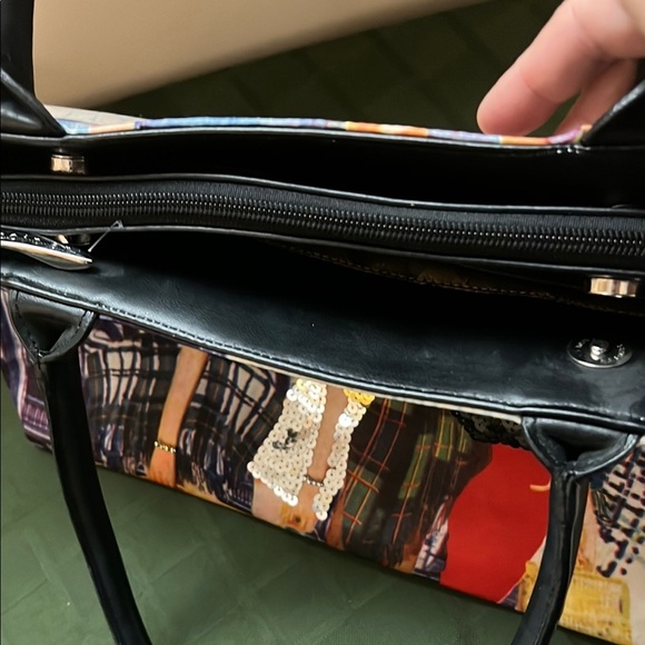 Coin Art Printed Handbag - Picture 12 of 13